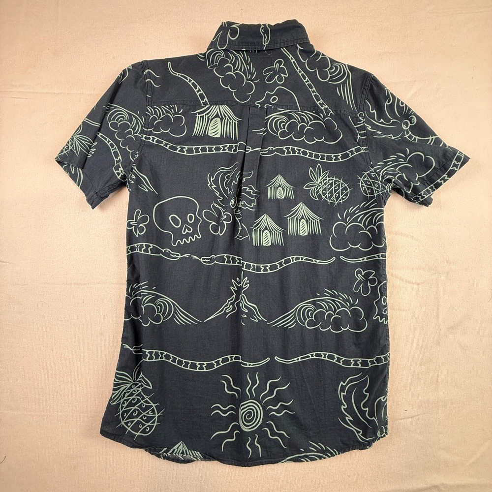 Junk Food Clothing Mens Small Black Tropical Skull Snake Graphic Button Up Shirt - Picture 2 of 8